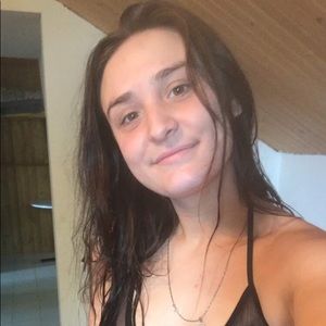 Meet your Posher, Mikaela